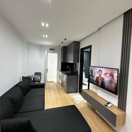 Cozystayapartments By Flow Tirana Exterior photo