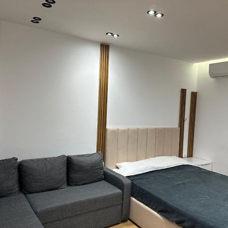 Cozystayapartments By Flow Tirana Exterior photo